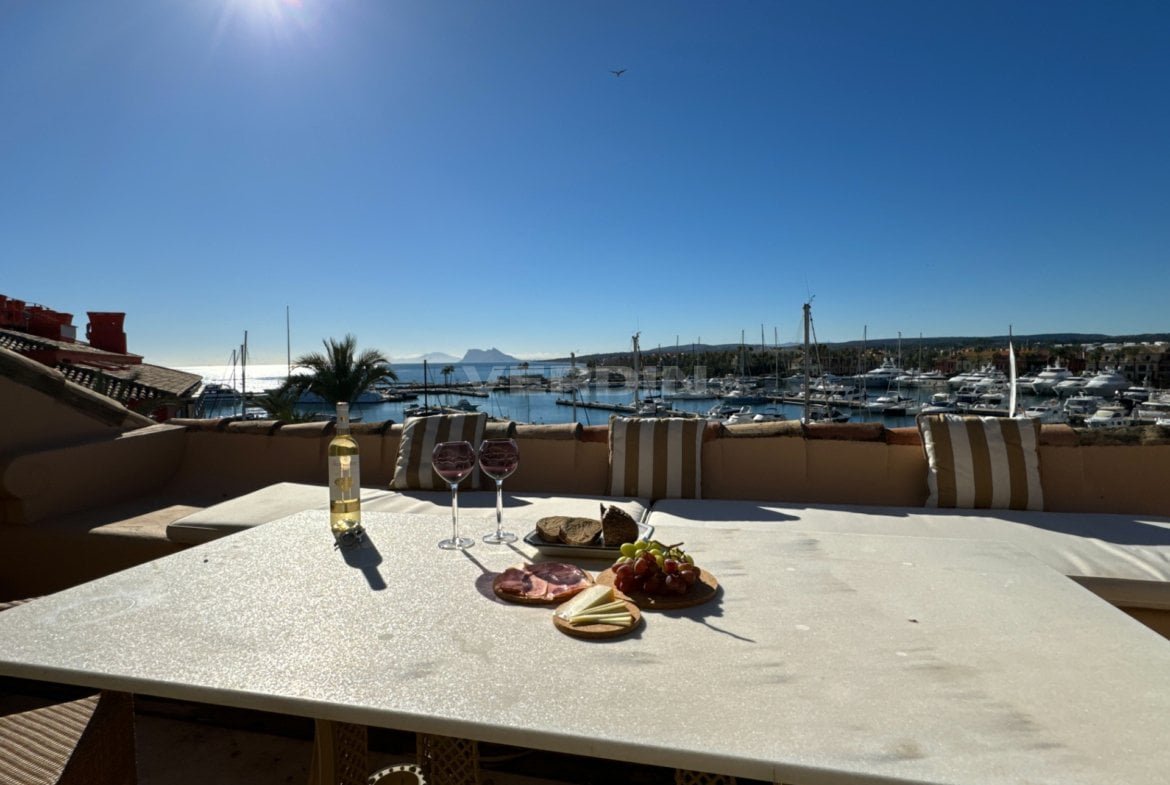 Penthouse Sotogrande Port