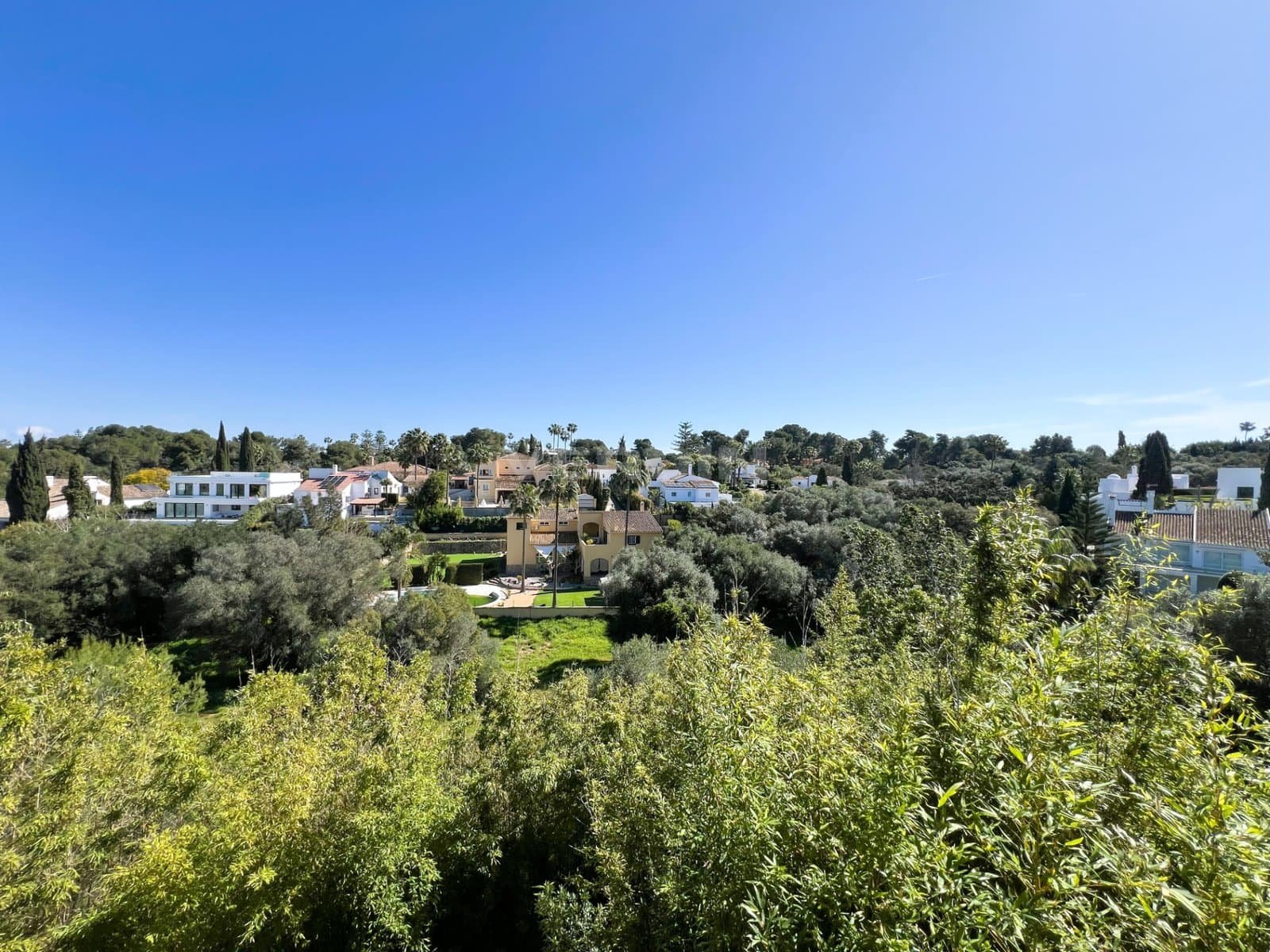 Colonial-style villa Sotogrande Costa Zona B
